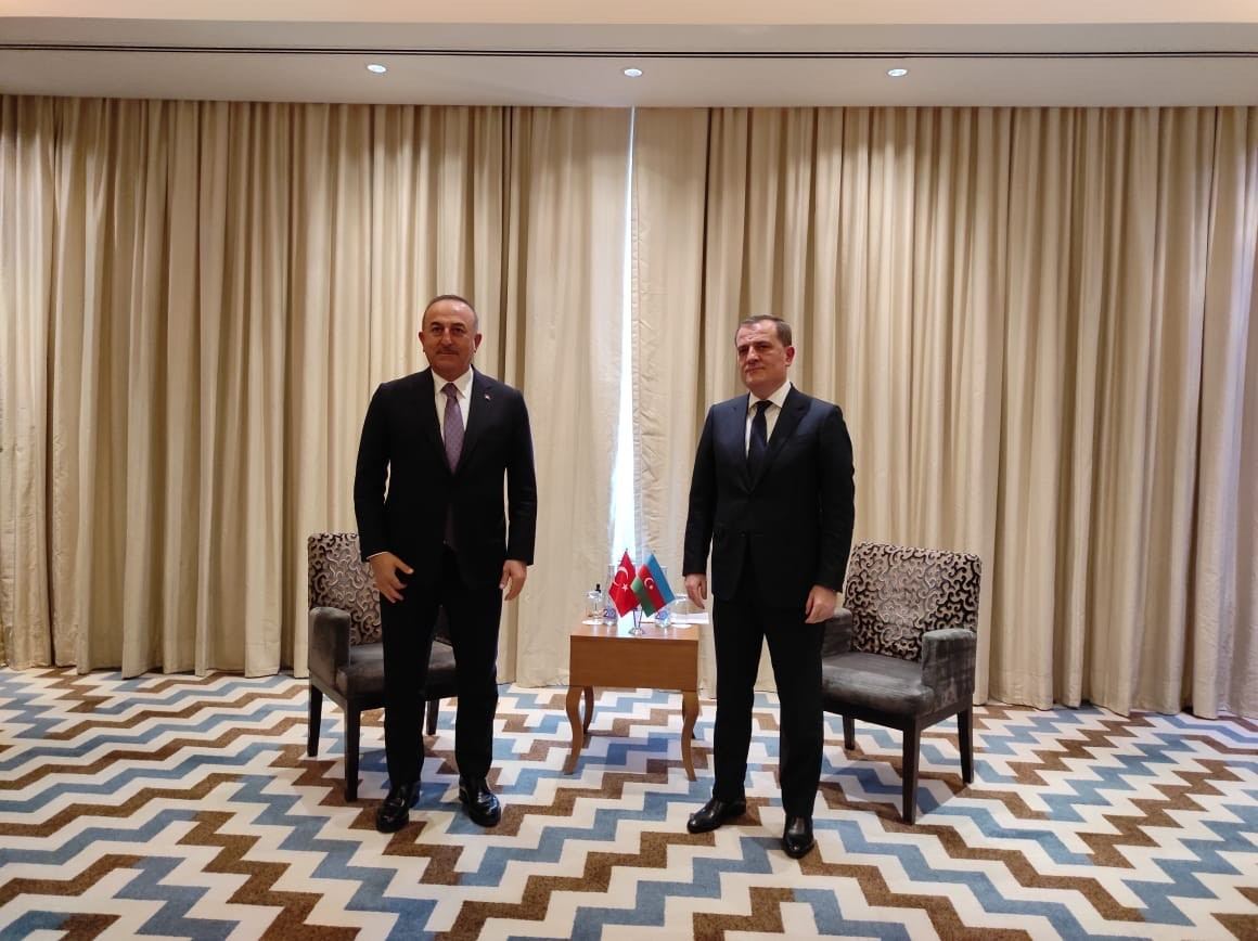 Глава МИД Азербайджана встретился в Таджикистане со своим турецким коллегой