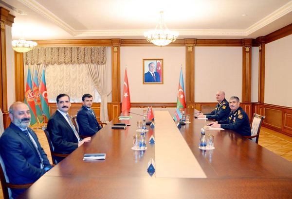Азербайджан и Турция обсудили перспективы развития военно-технического сотрудничества (ФОТО)