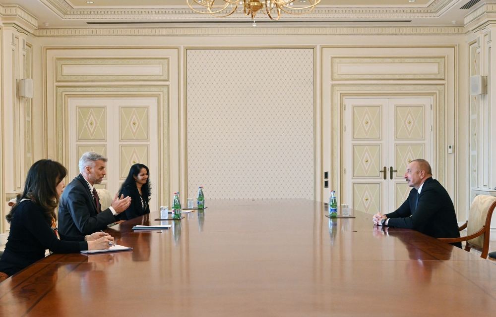 Президент Ильхам Алиев принял регионального директора Всемирного банка (ВИДЕО)