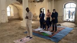 Представители ОИС совершили намаз в мечети Агдама (ФОТО/ВИДЕО)