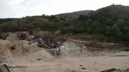Армяне разграбили месторождение известняка в Зангиланском районе (ФОТО)