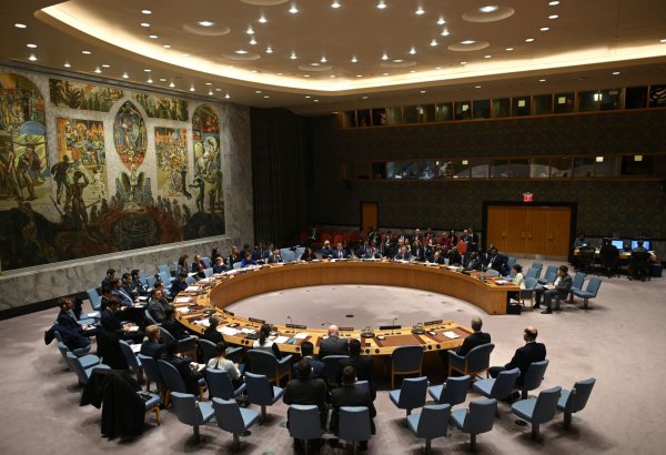 Security Council extends mandate of UN Assistance Mission in Somalia