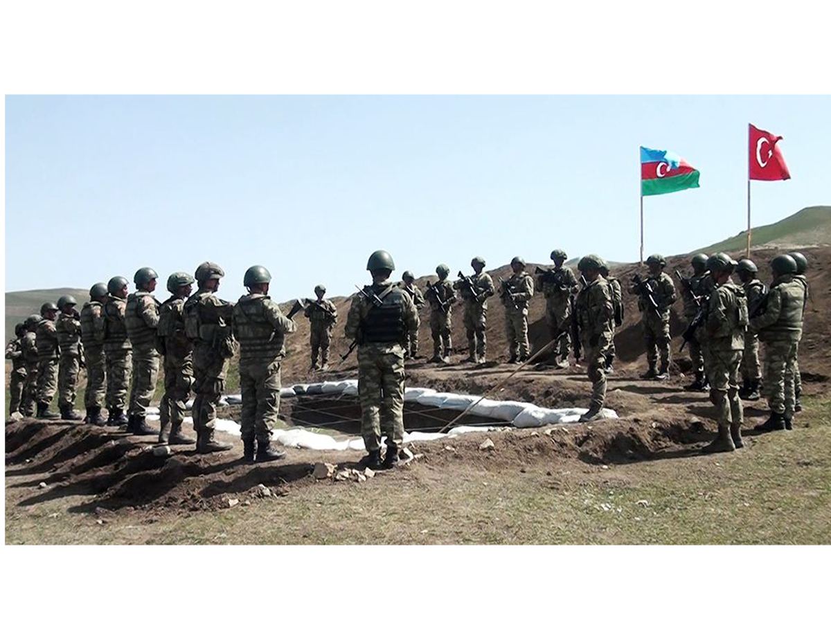 Завершились совместные оперативно-тактические учения азербайджанской и турецкой армий (ФОТО/ВИДЕО)