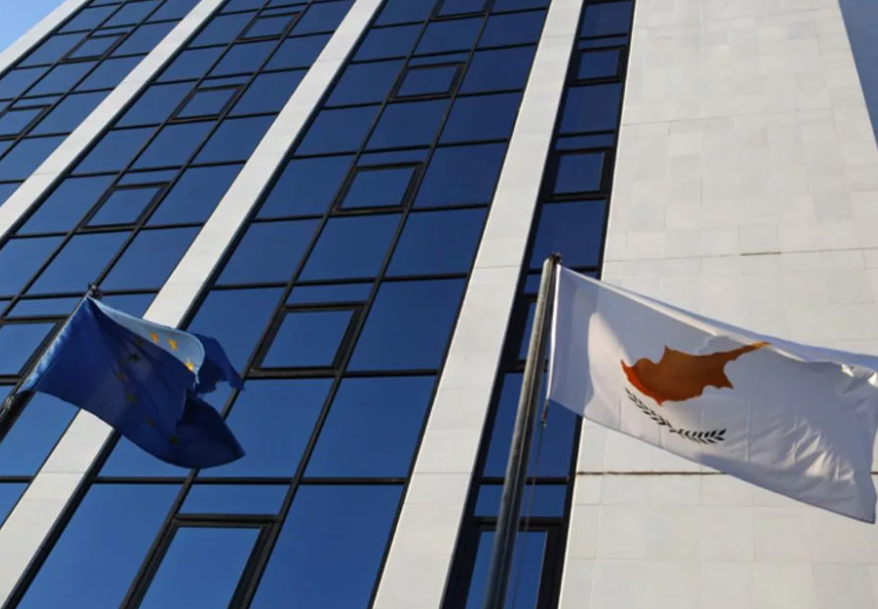 Правящая партия Кипра обвинила главу Счетной палаты в обслуживании интересов оппозиции