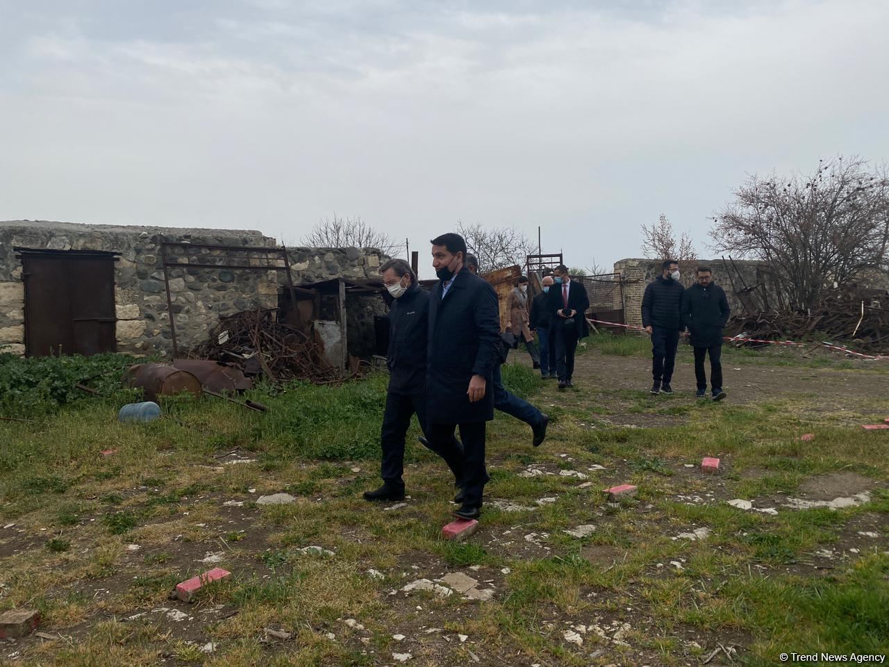 Делегация Тюркского совета побывала на разрушенном армянами кладбище Имарат (ФОТО/ВИДЕО)