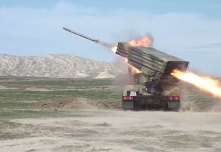 В ВС Азербайджана начались тактические учения артиллеристов и ракетчиков (ФОТО/ВИДЕО)