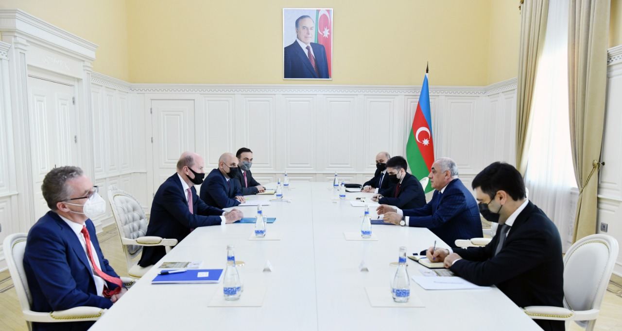 Премьер-министр Азербайджана встретился с региональным президентом BP