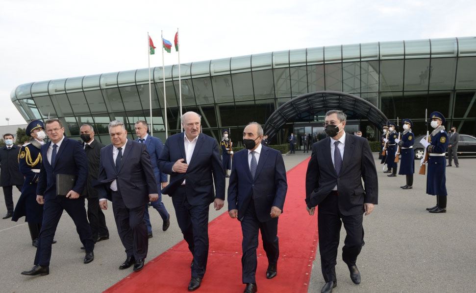 Завершился рабочий визит Президента Беларуси в Азербайджан (ФОТО)