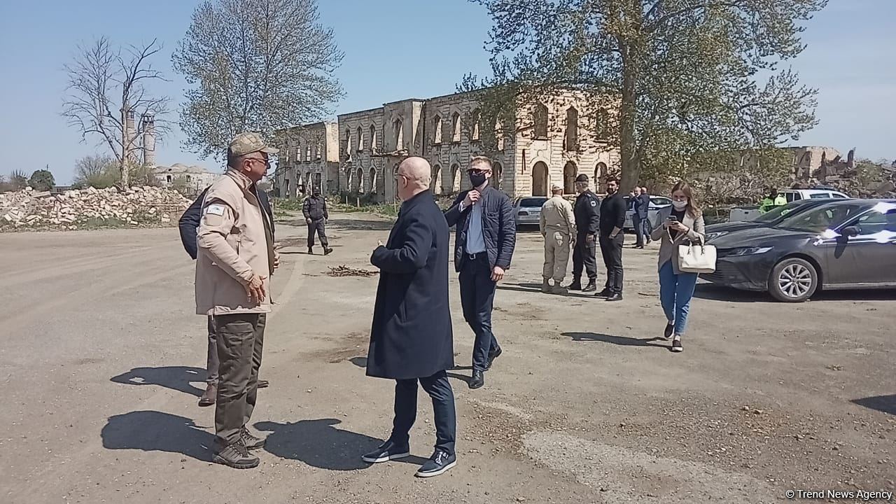 Вице-премьер Украины посетил Агдам (ФОТО)
