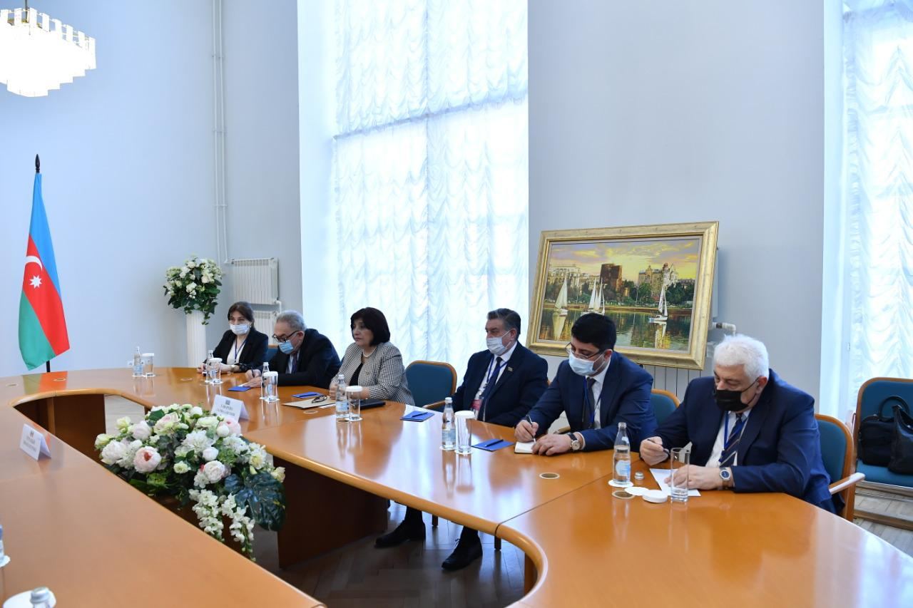 Председатель парламента Азербайджана встретился со спикером парламента Молдовы (ФОТО)