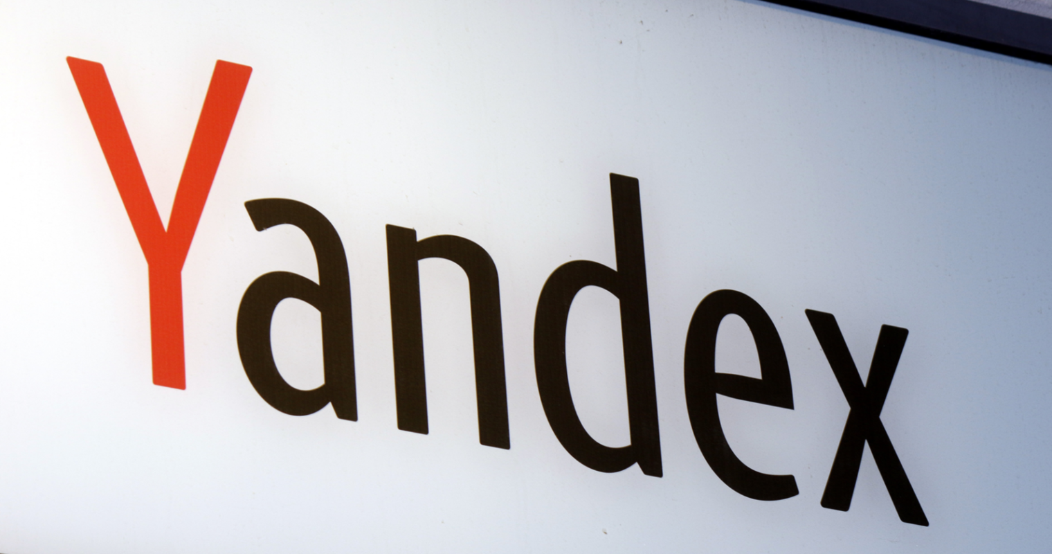 "Яндекс" начал продажи устройств для умного дома с "Алисой" в Азербайджане