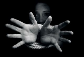 Милли Меджлис обсуждает ежегодную информацию Национального координатора по борьбе с торговлей людьми