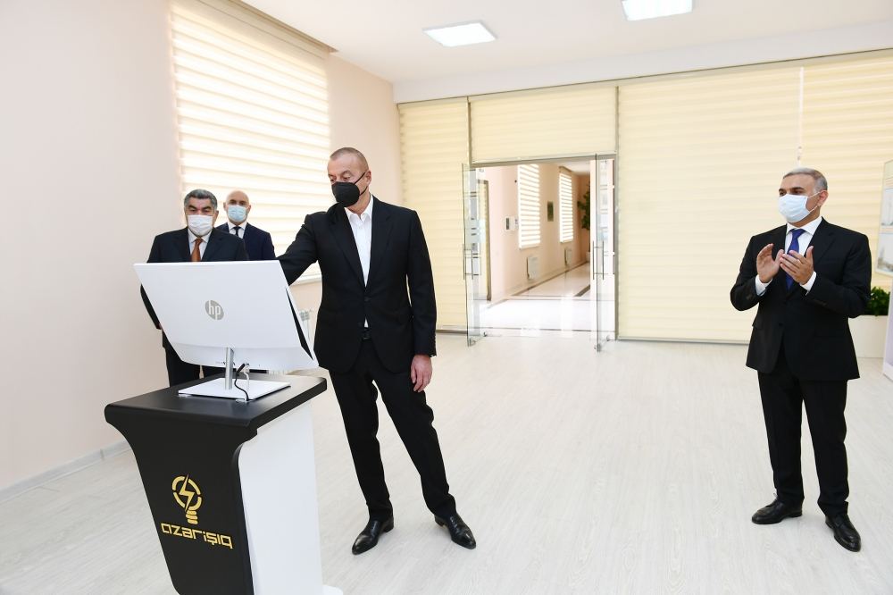 Президент Ильхам Алиев принял участие в мероприятии в связи с вводом в эксплуатацию 110/35/10-киловольтной подстанции "Гарасу" в Гаджигабуле (ФОТО) (Версия 2)