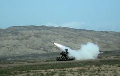 Зенитно-ракетные подразделения ВС Азербайджана проводят тактические учения с боевой стрельбой (ФОТО/ВИДЕО)