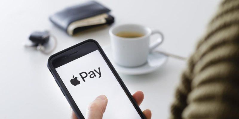 Названа доля платежей через Apple Pay в безналичном обороте Kapital Bank