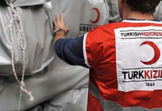 Turkish Red Crescent delivers aid to Somalia
