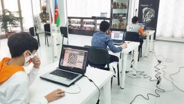В Баку состоялся шахматный матч дружбы Россия - Азербайджан (ФОТО)