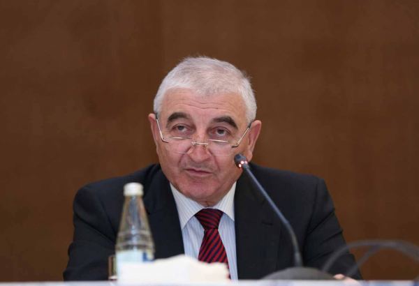 Мазахир Панахов переизбран на пост председателя ЦИК Азербайджана