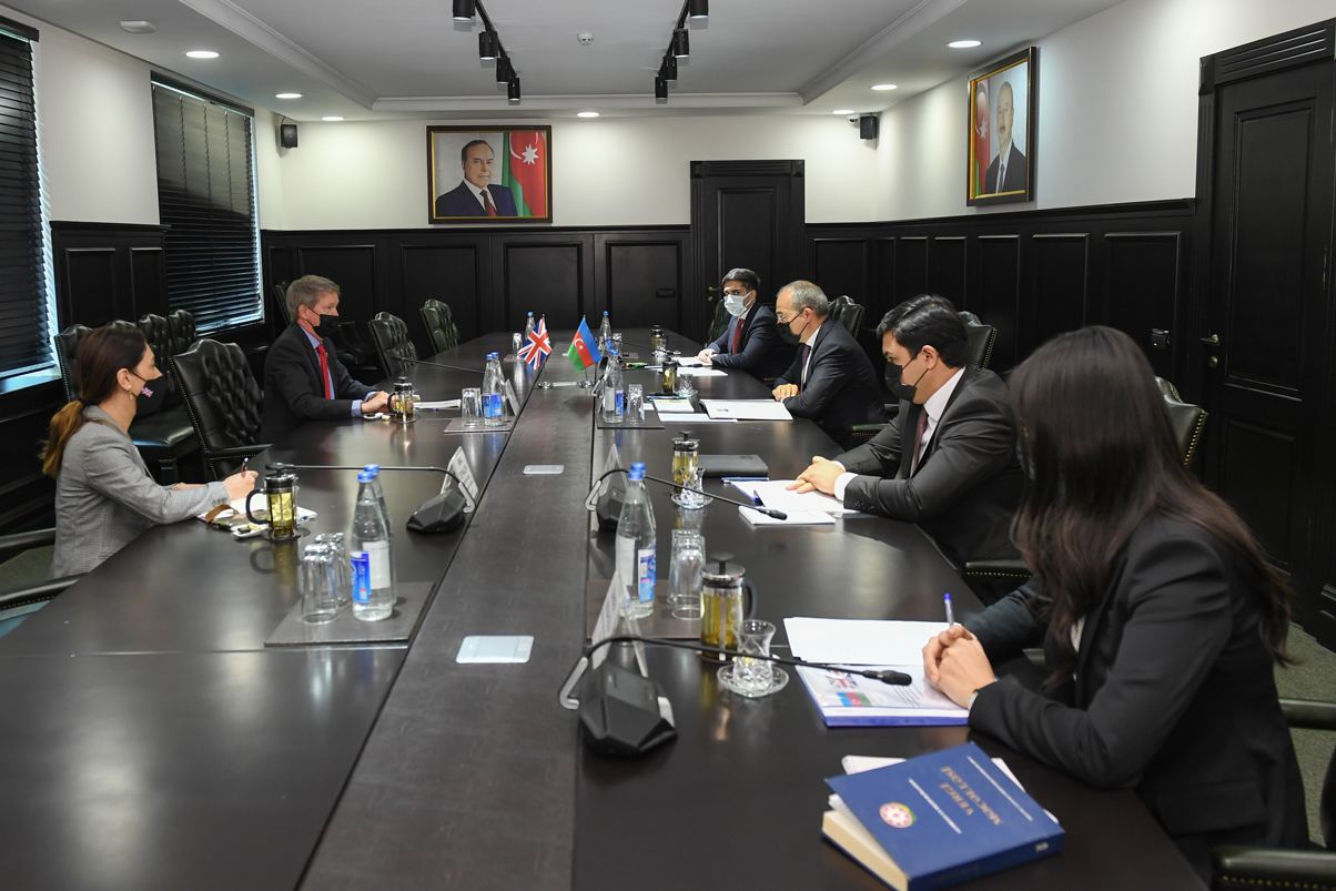 Товарооборот между Азербайджаном и Британией значительно вырос в I квартале - министр (ФОТО)