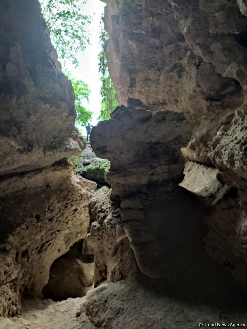 Журналисты побывали в Азыхской пещере в Ходжавендском районе (ФОТО)