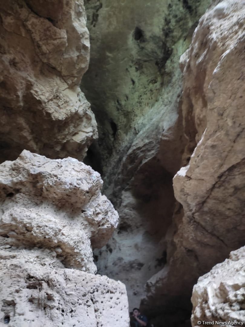 Журналисты побывали в Азыхской пещере в Ходжавендском районе (ФОТО)