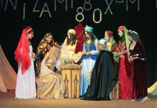 В Нахчыване проходит красочный Театральный фестиваль в честь Года Низами Гянджеви (ФОТО)