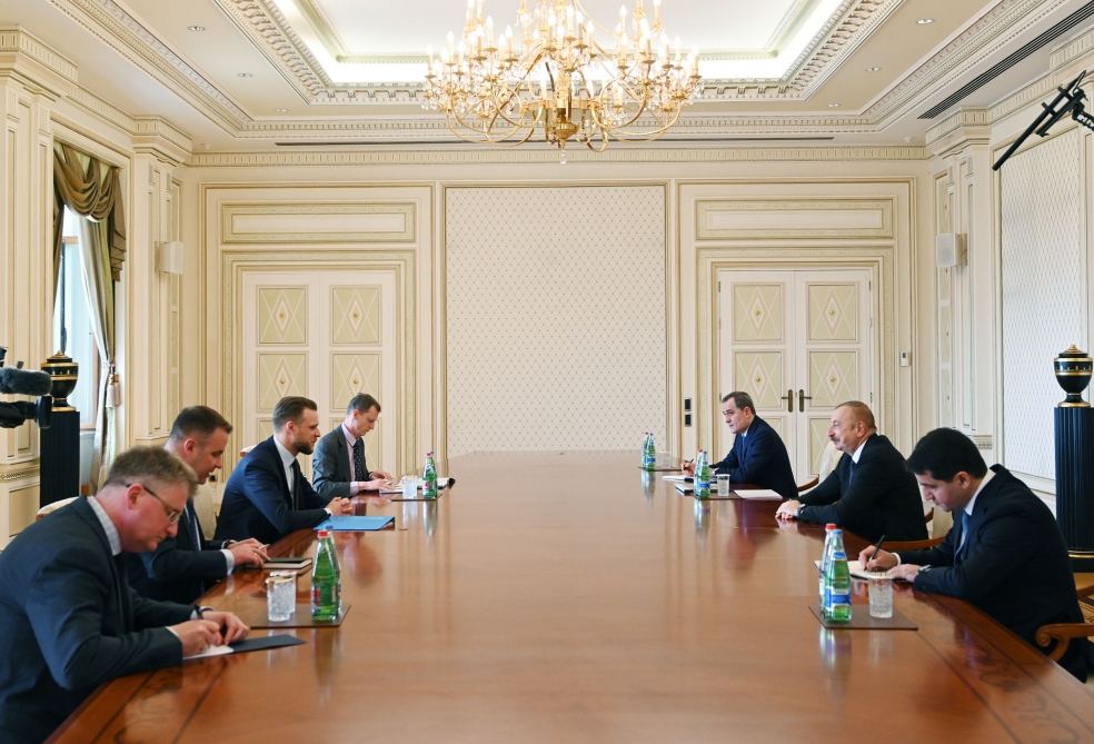 President Ilham Aliyev receives delegation led by Lithuanian FM