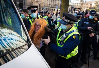 Londonda etiraz aksiyalarında 9 nəfər saxlanılıb