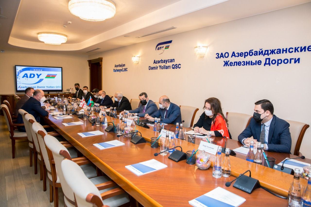 Азербайджан стал важным международным транспортным узлом - глава ЗАО "Азербайджанские железные дороги" (ФОТО)