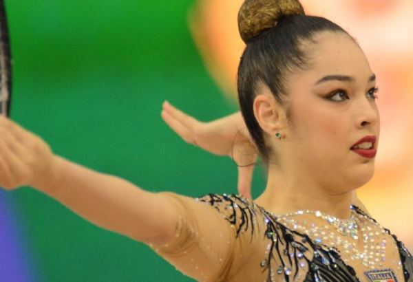 İtaliyalı gimnast Dünya Kubokunda topla hərəkətlərdə qalib gəlib