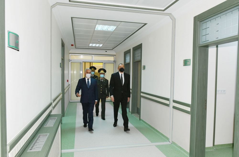 Prezident İlham Əliyev Naxçıvan Qarnizonu Mərkəzi Hospitalının açılışında iştirak edib (FOTO) (YENİLƏNİB)