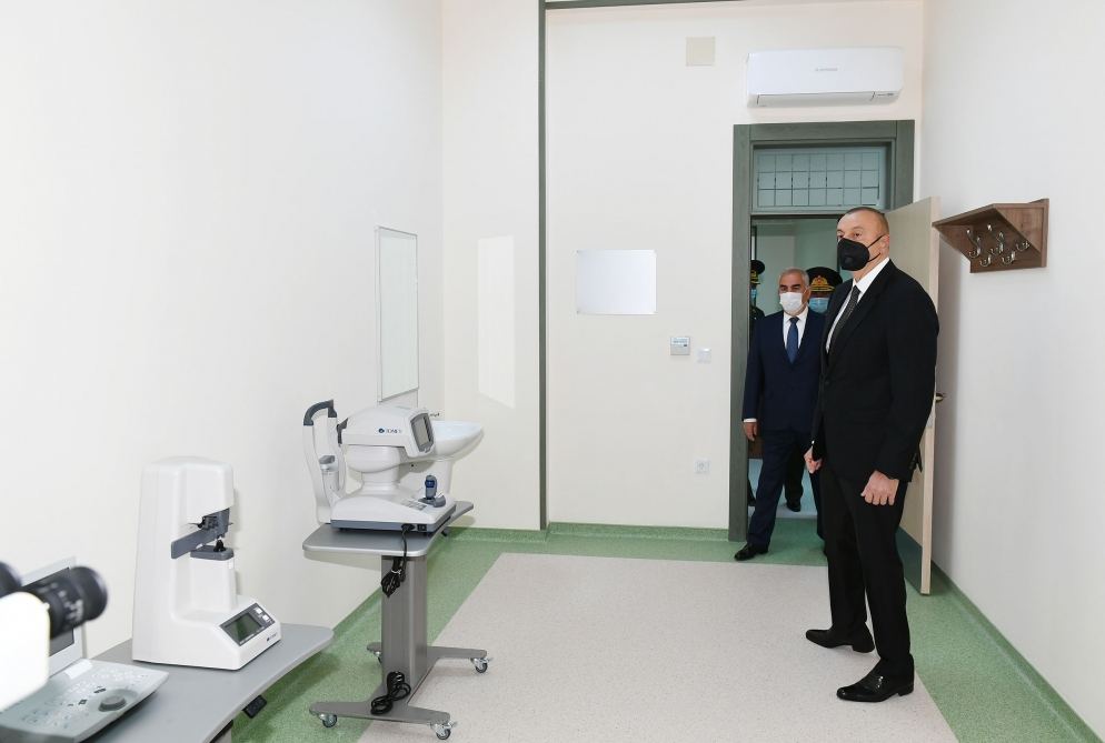 Prezident İlham Əliyev Naxçıvan Qarnizonu Mərkəzi Hospitalının açılışında iştirak edib (FOTO) (YENİLƏNİB)