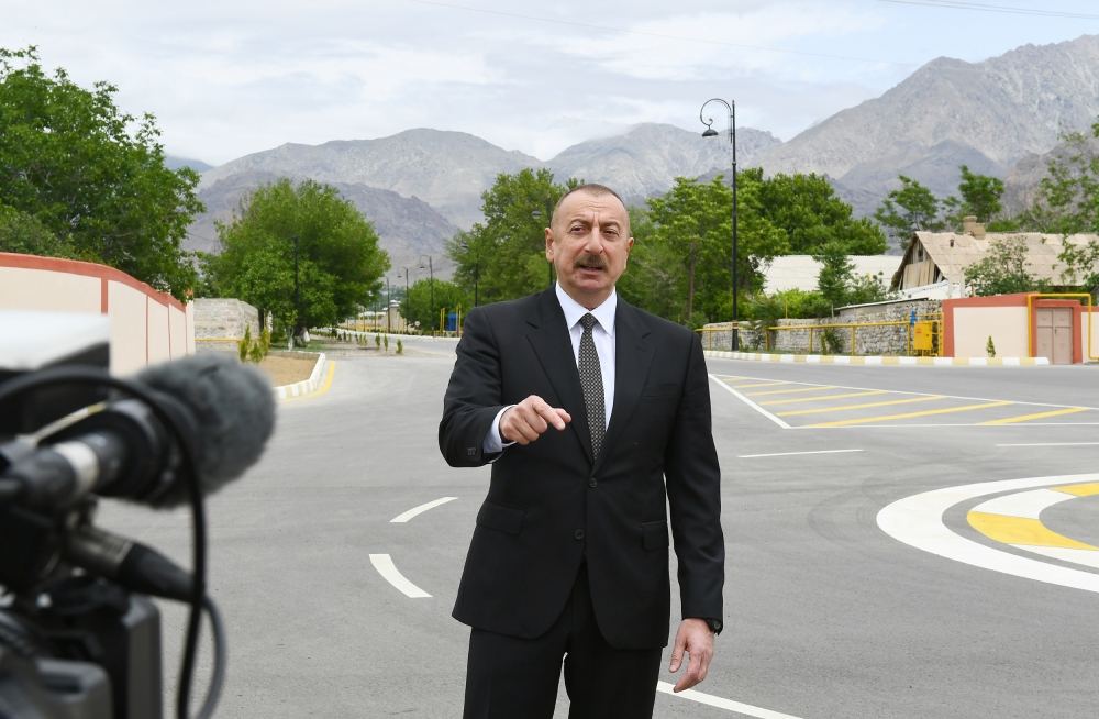 President Ilham Aliyev criticizes statements of Canada's, France's MFAs: Let them mind their own business