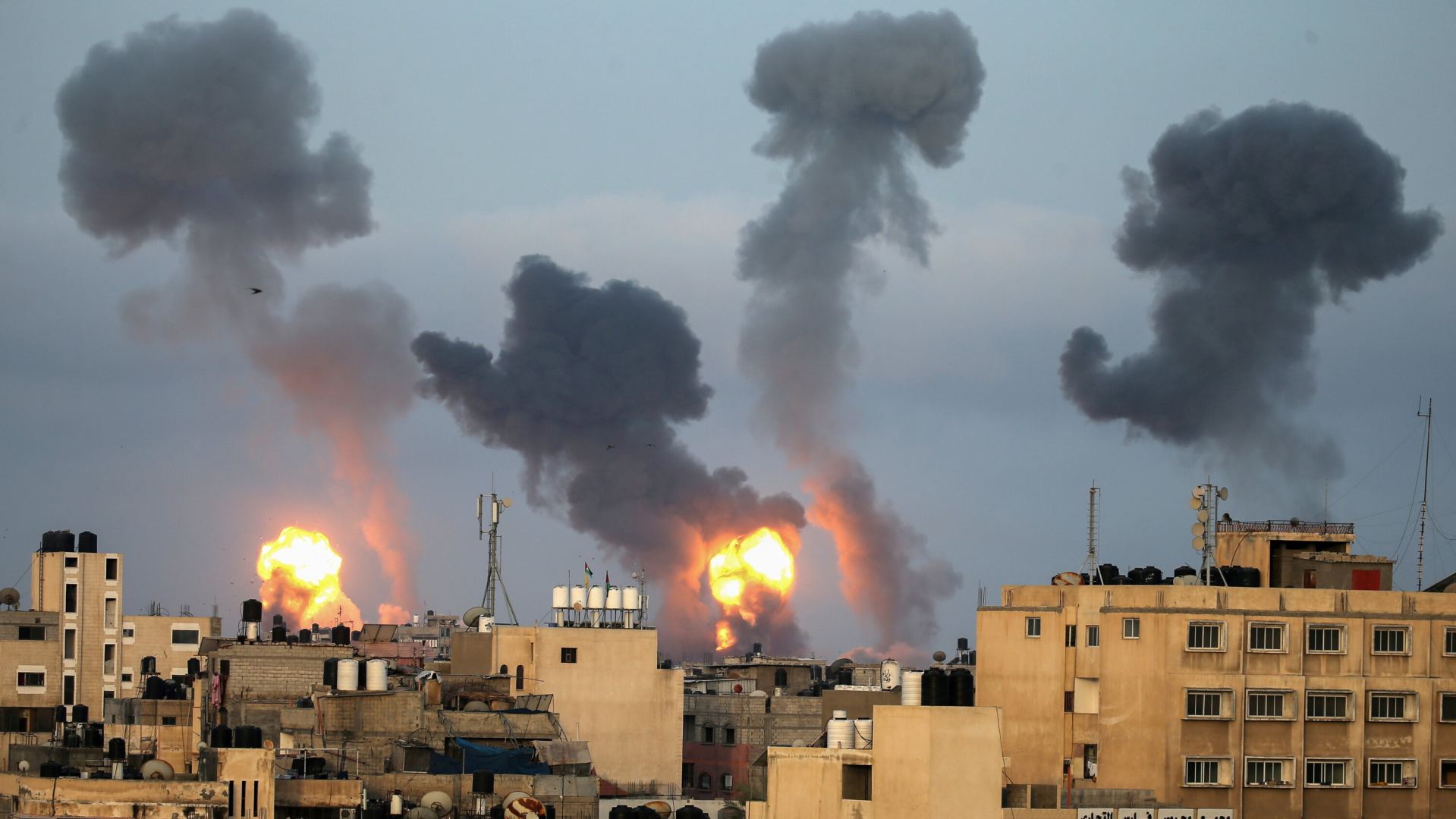 Hamas and Israel step up attacks as Jerusalem unrest ignites Gaza