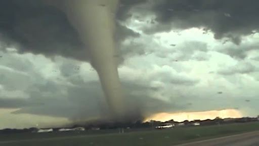 ABŞ-ın Nyu Orlean şəhərində tornado nəticəsində azı bir nəfər həyatını itir ...
