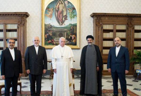 Папа Римский Франциск принял главу МИД Ирана (ФОТО)