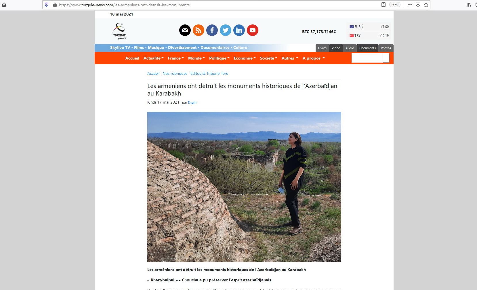 Azərbaycanlı jurnalist Fransa portalında "Xarıbülbül" festivalından yazıb (FOTO)