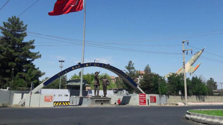 Türkiyədə hərbi-hava bazasına hücumun qarşı alınıb