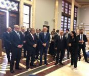 Азербайджанская делегация во главе с премьер-министром посетила павильон «Азербайджан» на ВДНХ (ФОТО)