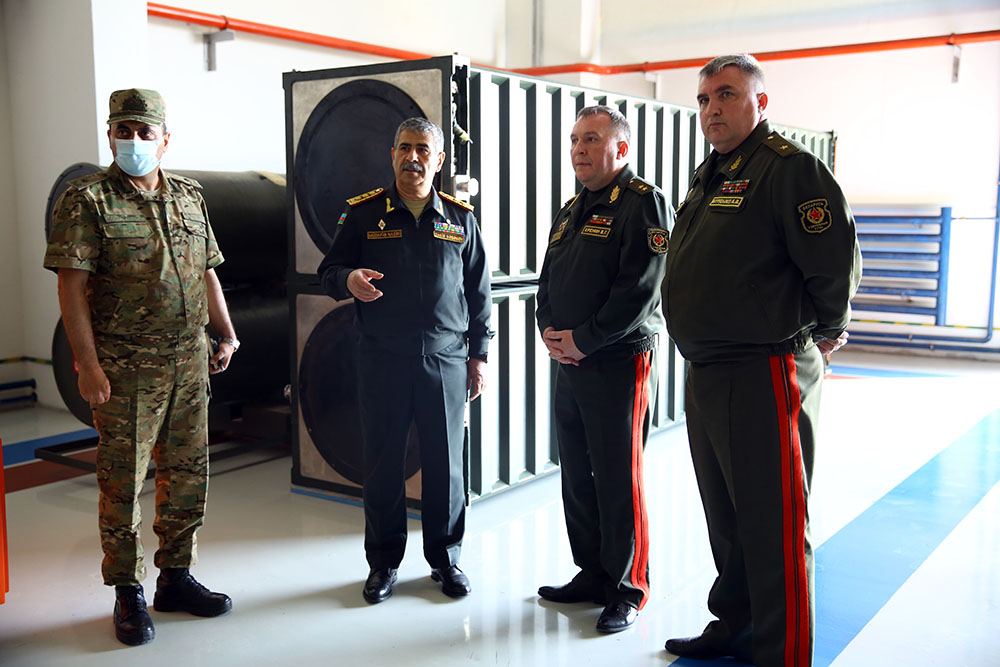 Министры обороны Азербайджана и Беларуси посетили воинские части (ФОТО/ВИДЕО)