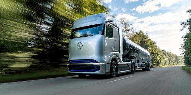 Daimler Truck, Shell sign agreement on hydrogen trucking in Europe