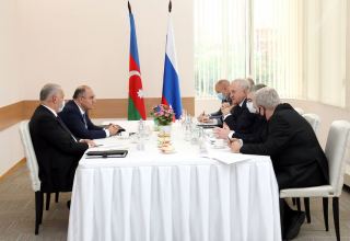 Customs services of Azerbaijan, Russia keen on simplifying border crossing process (PHOTO)