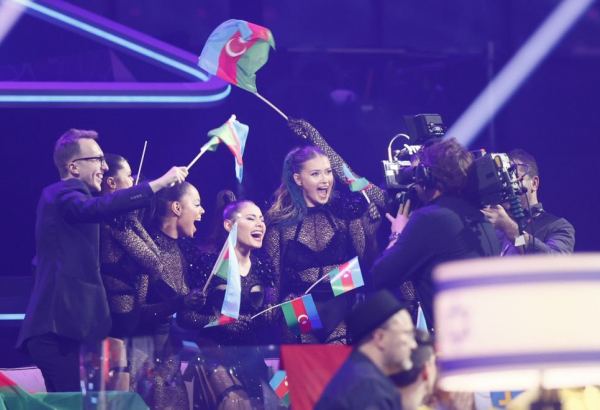 Взрыв эмоций финалистов "Евровидения-2021" после напряженного ожидания (ФОТО)