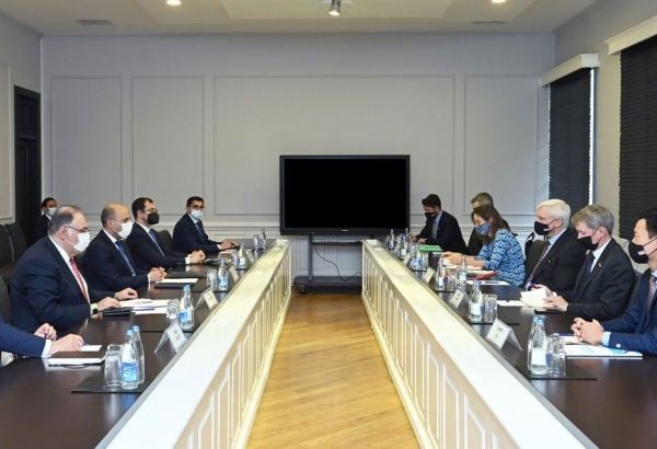 Минобразования Азербайджана и British Council подписали годовой план действий (ФОТО)