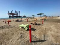 На общественных пляжах Баку завершена подготовка к летнему сезону (ФОТО)