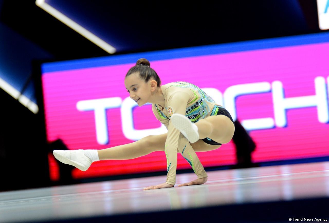 Азербайджанская гимнастка Марьям Топчубашова вышла в финал Всемирных соревнований среди возрастных групп по аэробной гимнастике в Баку