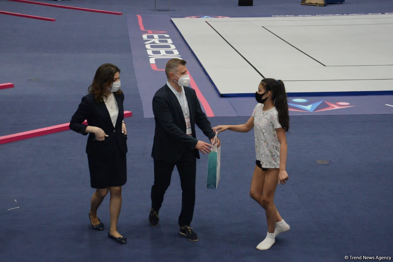 Azerbaijani gymnasts meet with multiple European and world champion in Baku (PHOTO)