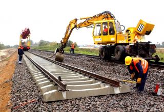 Возобновлено строительство железнодорожной ветки Акина-Андхой