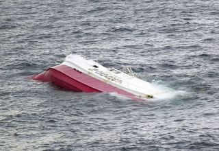 У побережья Хоккайдо японское судно столкнулось с российским