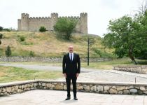 Президент Ильхам Алиев побывал в крепости Шахбулаг в Агдаме (ФОТО) (версия 2)